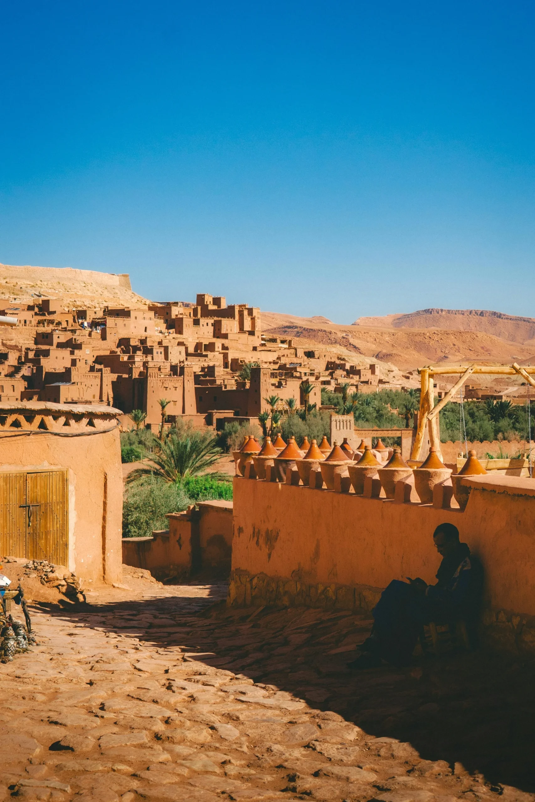 Ait benhaddou kasbah ouarzazate marrakech fes tour